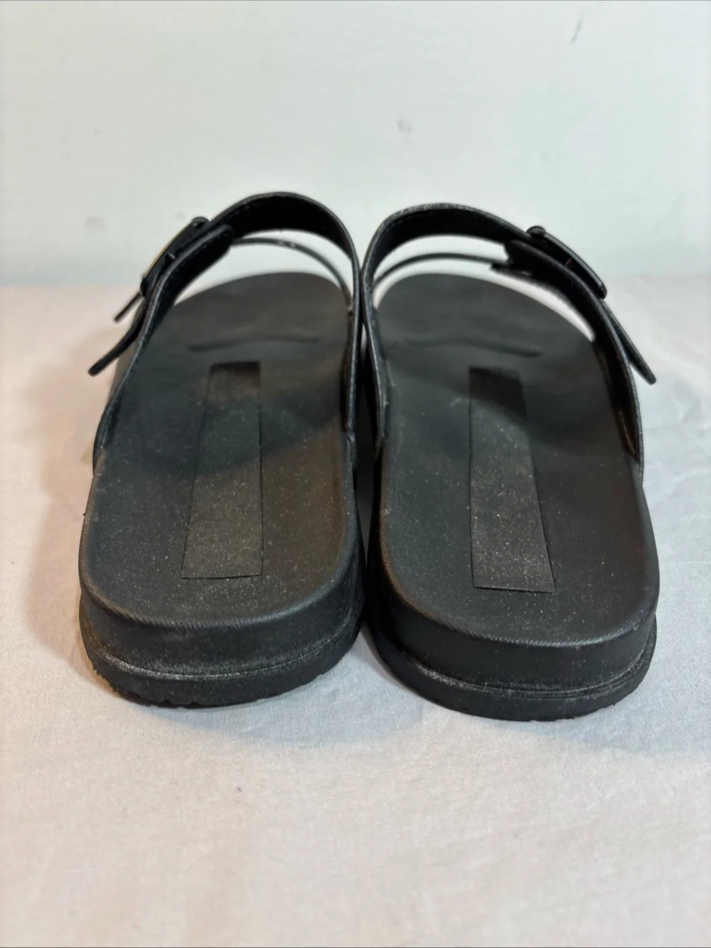 Earthing Women’s Black Double-Buckle Slide Sandals - Picture 8 of 9